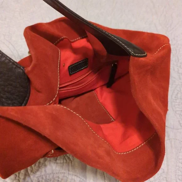 Dooney Bourke - Picture 2 of 5